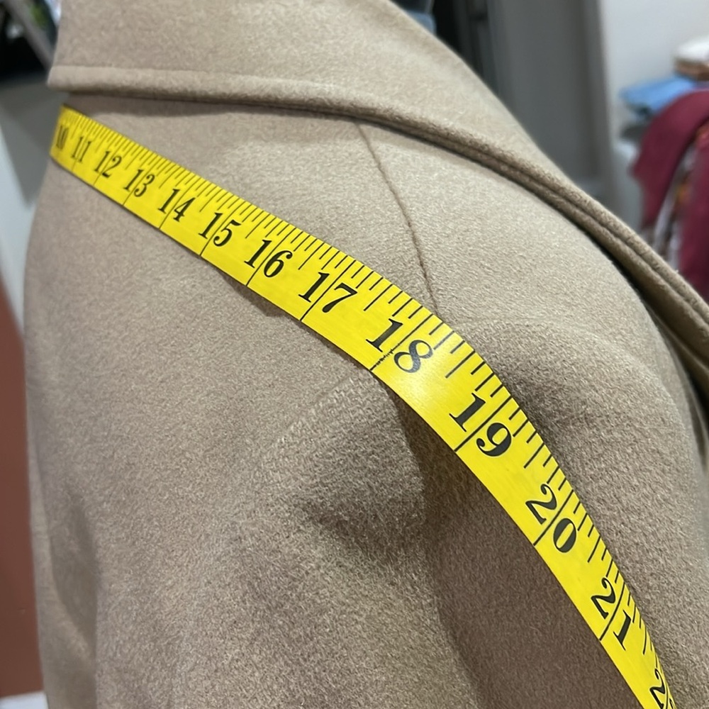 VINTAGE Lakeland 100% Pure Wool Trench Coat, Tan, Size 40 - Picture 9 of 12